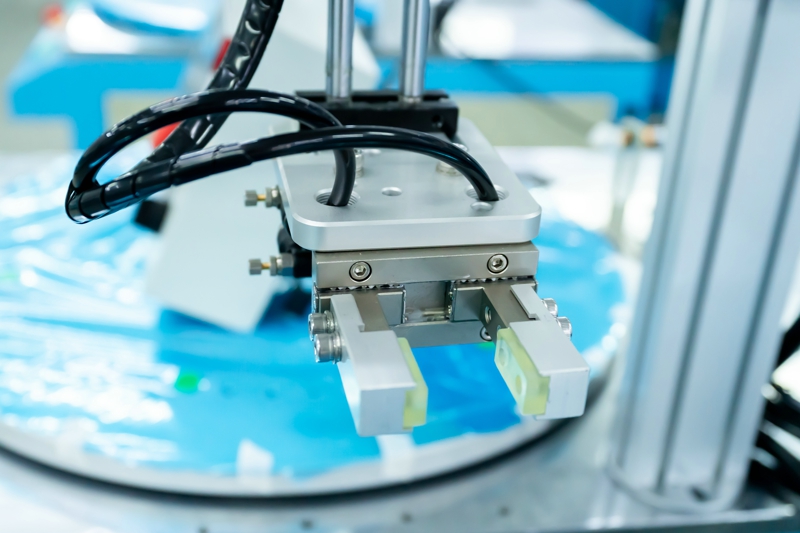 超声波焊接：医疗针筒安全高效生产的精密解决方案